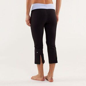 Lululemon Gather & Crow Crop Slit Hem Black Size 2